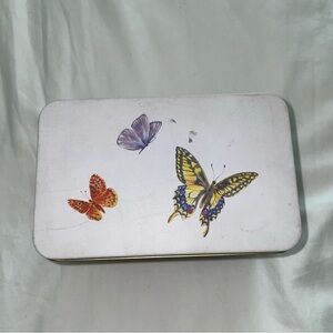Butterfly Collectible Tin Box with Vibrant Colors 6x4x3.5”‎